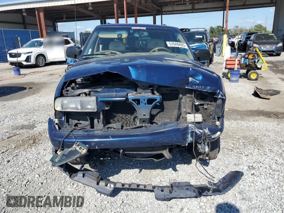 2001 Chevrolet Blazer LT z VIN 1GNCS13W812221839, wystawiony jako Copart lot #57048485 z przebiegiem 119 961 mil mil oraz Szkoda całkowita • Salvage title. Historia ofert i sprzedaży dostępna na DreamBid. Obrazek 5.