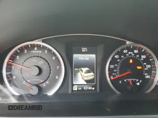 2017 Toyota Camry XLE z VIN 4T1BF1FK3HU759117, wystawiony jako Copart lot #55695805 z przebiegiem 43 144 mil mil oraz Szkoda całkowita • Salvage title. Historia ofert i sprzedaży dostępna na DreamBid. Obrazek 9.