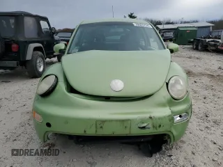 2005 Volkswagen New Beetle Coupe GL with VIN 3VWBK31C95M414926, listed as a Copart auction lot 78665724 with 105,038 mi miles and Clean Title. Bid and sale history available at carsss.com. Image 5.
