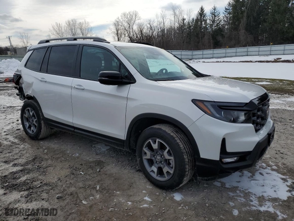 2023 Honda Passport TrailSport with VIN 5FNYF8H65PB024184, listed as a Copart auction lot 46737895 with 39758 miles and Salvage Title. Bid and sale history available at carsss.com. Image 4.