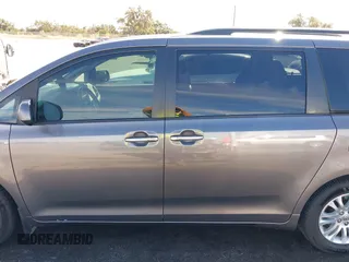 2016 Toyota Sienna XLE with VIN 5TDYK3DC7GS721667, listed as a IAAI auction lot 41400702 with 85,188 mi miles and . Bid and sale history available at DreamBid. Image 15.