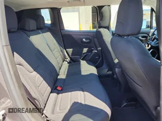 2021 Jeep Renegade 80th Anniversary z VIN ZACNJDBBXMPM78321, wystawiony jako Copart lot #65909785 z przebiegiem 25 141 mil mil oraz Czysty tytuł • Clean title. Historia ofert i sprzedaży dostępna na DreamBid. Obrazek 10.