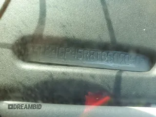 1996 Dodge Caravan SE with VIN 1B4GP45R8TB509090, listed as a Copart auction lot 73795694 with Not Provided miles and Salvage Title. Bid and sale history available at carsss.com. Image 13.
