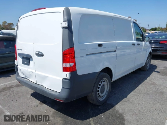 2020 Mercedes-Benz Metris Cargo z VIN WD3PG2EA2L3674302, wystawiony jako IAAI lot #42314117 z przebiegiem 116 502 mil mil oraz . Historia ofert i sprzedaży dostępna na DreamBid. Obrazek 4.