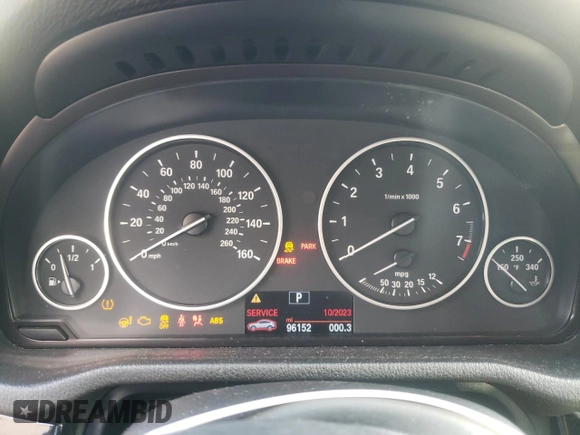 2015 BMW X4 xDrive35i with VIN 5UXXW5C51F0E87978, listed as a Copart auction lot 77793773 with 96,152 mi miles. Bid and sale history available at carsss.com. Image 9.