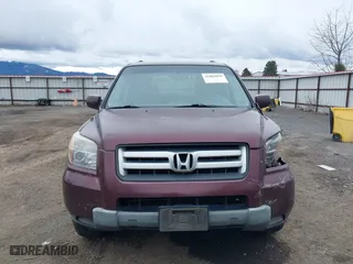 2008 Honda Pilot VP with VIN 5FNYF18268B003608, listed as a IAAI auction lot 41868869 with 184,324 mi miles. Bid and sale history available at carsss.com. Image 12.