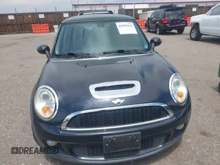 2008 MINI Hardtop S with VIN WMWMF73528TV34513, listed as a IAAI auction lot 42505556 with 72,848 mi miles and . Bid and sale history available at DreamBid. Image 6.