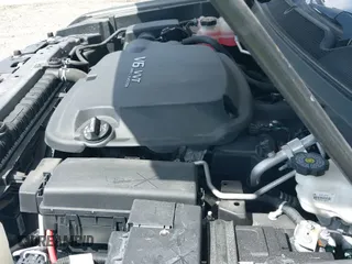 2018 Chevrolet Colorado 4WD Work Truck z VIN 1GCGTBEN7J1294076, wystawiony jako IAAI lot #41865908 z przebiegiem 74 710 mil mil oraz . Historia ofert i sprzedaży dostępna na DreamBid. Obrazek 20.