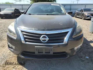 2015 Nissan Altima SV z VIN 1N4AL3AP0FC241787, wystawiony jako Copart lot #52039465 z przebiegiem 158 922 mil mil oraz Czysty tytuł • Clean title. Historia ofert i sprzedaży dostępna na DreamBid. Obrazek 5.