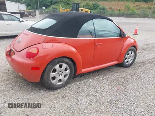 2003 Volkswagen Beetle GLS с VIN 3VWCK21Y73M320888, выставлен на аукционе IAAI как лот 42424109 с пробегом Не указан миль и . История ставок и продаж доступна на DreamBid. Изображение 4.