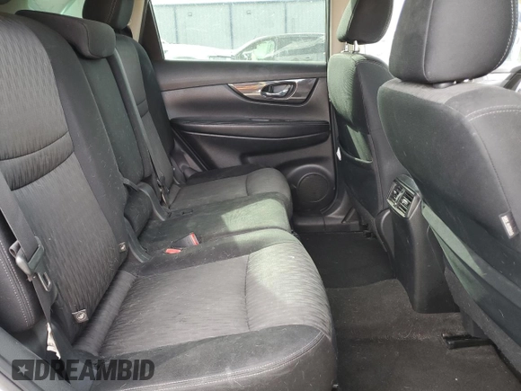 2017 Nissan Rogue SV z VIN JN8AT2MT2HW137529, wystawiony jako Copart lot #51521195 z przebiegiem 125 607 mil mil oraz Szkoda całkowita • Salvage title. Historia ofert i sprzedaży dostępna na DreamBid. Obrazek 11.
