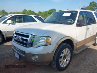 2011 Ford Expedition XLT z VIN 1FMJU1H54BEF17933, wystawiony jako IAAI lot #42077149 z przebiegiem 238 905 mil mil oraz . Historia ofert i sprzedaży dostępna na DreamBid. Obrazek 20.