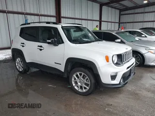 2020 Jeep Renegade Latitude with VIN ZACNJBBB4LPL00858, listed as a IAAI auction lot 39799564 with 96,002 mi miles. Bid and sale history available at carsss.com. Image 1.