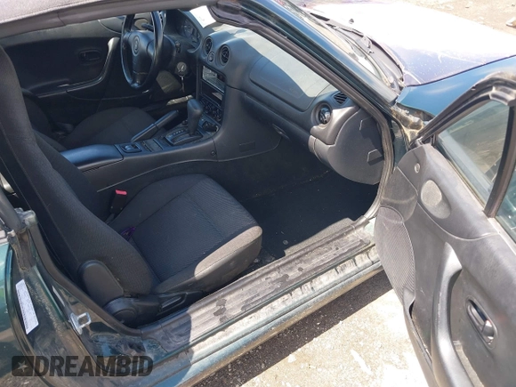 1999 Mazda MX-5 Miata z VIN JM1NB3537X0123440, wystawiony jako IAAI lot #42263294 z przebiegiem 107 356 mil mil oraz . Historia ofert i sprzedaży dostępna na DreamBid. Obrazek 8.