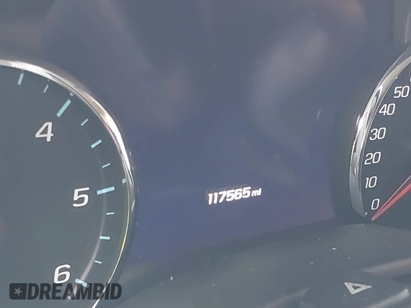 2017 Chevrolet Suburban LT z VIN 1GNSKHKC2HR315082, wystawiony jako IAAI lot #41545420 z przebiegiem 117 565 mil mil oraz . Historia ofert i sprzedaży dostępna na DreamBid. Obrazek 15.