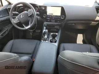 2023 Lexus NX 350 Premium z VIN 2T2GGCEZ2PC019194, wystawiony jako Copart lot #54878165 z przebiegiem 10 701 mil mil oraz Szkody całkowita. Historia ofert i sprzedaży dostępna na DreamBid. Obrazek 8.