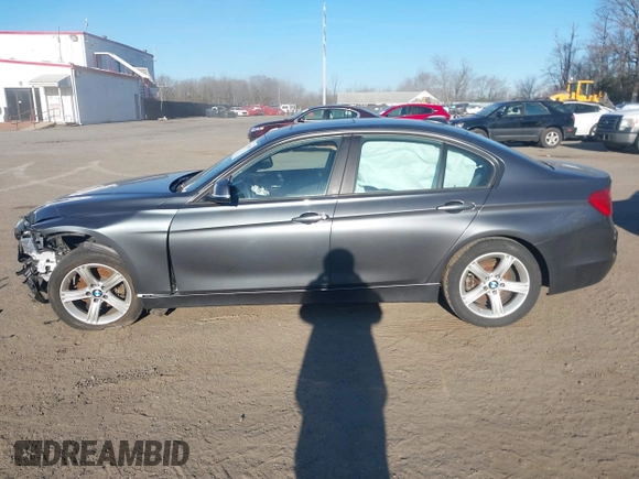 2015 BMW 3 Series 328i xDrive with VIN WBA3B5G5XFNS13908, listed as a IAAI auction lot 41638788 with 54,584 mi miles. Bid and sale history available at carsss.com. Image 14.