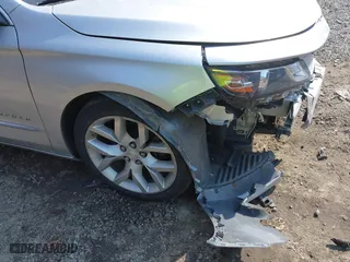 2015 Chevrolet Impala LTZ with VIN 2G1165S33F9105842, listed as a IAAI auction lot 41781501 with 171,821 mi miles. Bid and sale history available at carsss.com. Image 6.