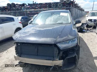 2019 Audi Q7 Premium Plus z VIN WA1LABF70KD010916, wystawiony jako IAAI lot #42027043 z przebiegiem 143 812 mil mil oraz . Historia ofert i sprzedaży dostępna na DreamBid. Obrazek 12.
