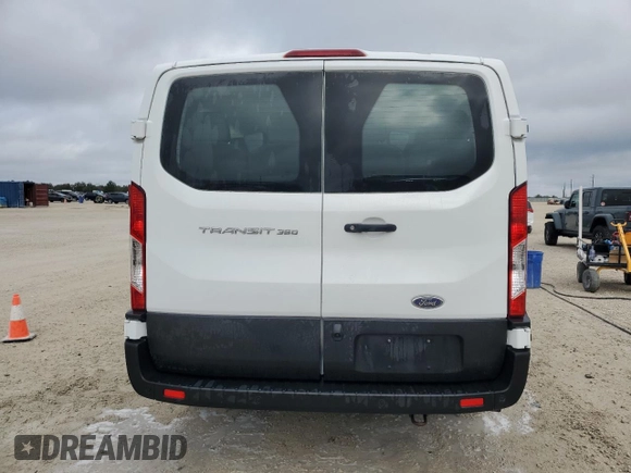 2021 Ford Transit Passenger XL z VIN 1FBAX2Y8XMKA49422, wystawiony jako Copart lot #86907214 z przebiegiem 82 199 mil mil oraz Czysty tytuł • Clean title. Historia ofert i sprzedaży dostępna na DreamBid. Obrazek 6.
