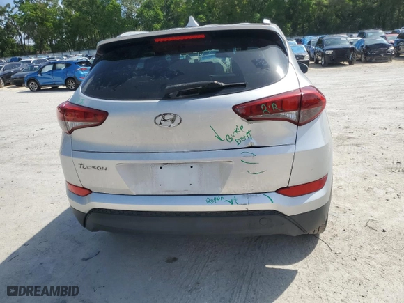 2018 Hyundai Tucson SEL with VIN KM8J33A47JU642994, listed as a Copart auction lot 50695295 with 82,794 mi miles and Salvage Title. Bid and sale history available at carsss.com. Image 6.