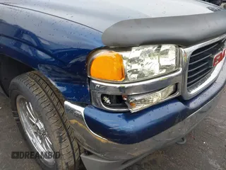 2001 GMC Yukon XL SLE with VIN 3GKFK16T41G138430, listed as a IAAI auction lot 40949808 with 263,256 mi miles. Bid and sale history available at carsss.com. Image 13.