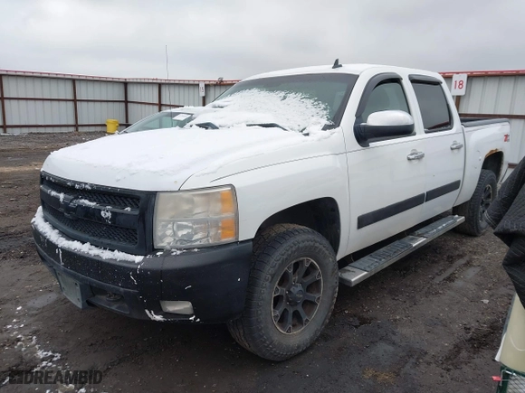 2008 Chevrolet Silverado 1500 LTZ with VIN 2GCEK133681127301, listed as a IAAI auction lot 41296503 with 174,024 mi miles. Bid and sale history available at carsss.com. Image 17.