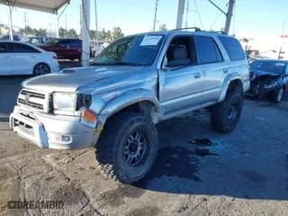 2000 Toyota 4Runner SR5 with VIN JT3GN86R0Y0139453, listed as a IAAI auction lot 41219926 with 247,413 mi miles. Bid and sale history available at carsss.com. Image 2.