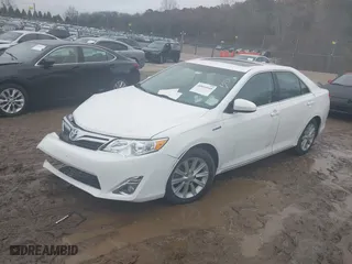 2014 Toyota Camry Hybrid LE with VIN 4T1BD1FK0EU115964, listed as a IAAI auction lot 40854548 with 61,731 mi miles. Bid and sale history available at carsss.com. Image 17.