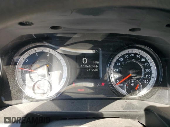 2021 Ram 1500 Tradesman z VIN 1C6RR6FT8MS572128, wystawiony jako Copart lot #46240285 z przebiegiem 74 702 mil mil oraz Szkoda całkowita • Salvage title. Historia ofert i sprzedaży dostępna na DreamBid. Obrazek 9.