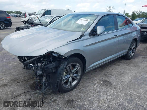 2024 Volkswagen Jetta SE z VIN 3VWEM7BU9RM057291, wystawiony jako IAAI lot #42346409 z przebiegiem 22 301 mil mil oraz . Historia ofert i sprzedaży dostępna na DreamBid. Obrazek 17.