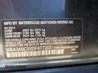 2013 BMW 3 Series 335i z VIN WBA3A9C5XDF477203, wystawiony jako Copart lot #61187955 z przebiegiem 122 646 mil mil oraz Czysty tytuł • Clean title. Historia ofert i sprzedaży dostępna na DreamBid. Obrazek 12.