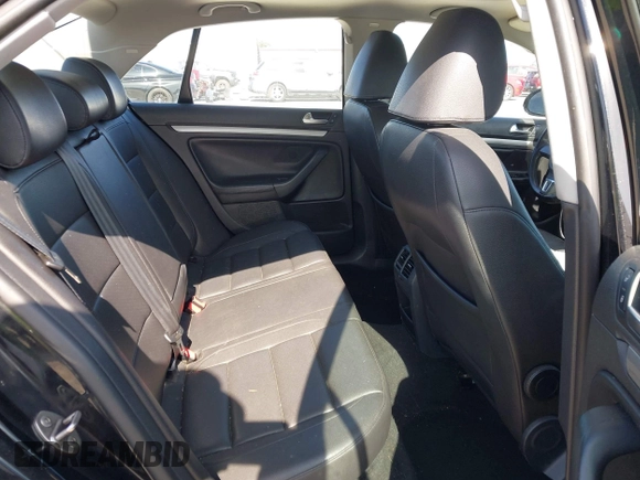 2010 Volkswagen Jetta Limited Edition with VIN 3VWRZ7AJ6AM163552, listed as a IAAI auction lot 42540534 with 205,796 mi miles and . Bid and sale history available at DreamBid. Image 8.