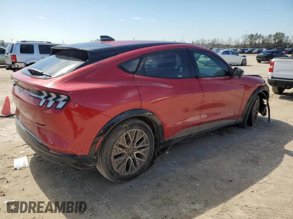 2024 Ford Mustang Mach-E Premium z VIN 3FMTK3R70RMA52646, wystawiony jako Copart lot #46796705 z przebiegiem 1071 mil mil oraz Szkody całkowita. Historia ofert i sprzedaży dostępna na DreamBid. Obrazek 3.