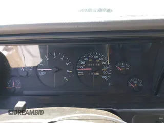 1994 Jeep Grand Cherokee Laredo с VIN 1J4GZ58SXRC104587, выставлен на аукционе IAAI как лот 42498949 с пробегом 385 411 миль миль и . История ставок и продаж доступна на DreamBid. Изображение 7.