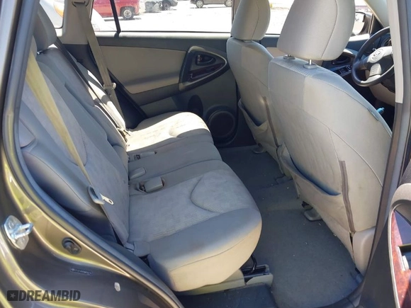 2011 Toyota RAV4 with VIN 2T3ZF4DV0BW089716, listed as a IAAI auction lot 41897280 with 191,818 mi miles. Bid and sale history available at carsss.com. Image 8.