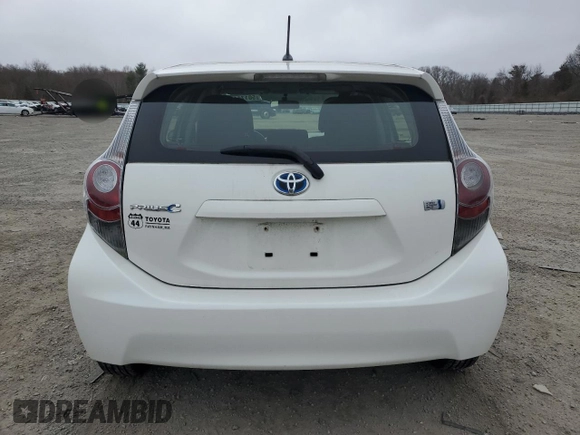 2012 Toyota Prius c One with VIN JTDKDTB30C1521241, listed as a Copart auction lot 50171435 with 182,123 mi miles and Clean Title. Bid and sale history available at carsss.com. Image 6.