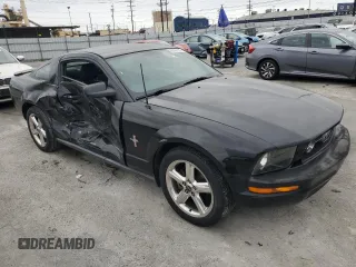 2008 Ford Mustang Deluxe with VIN 1ZVHT80N785162868, listed as a Copart auction lot 53402435 with 147,529 mi miles and Salvage Title. Bid and sale history available at carsss.com. Image 4.