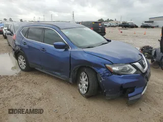 2017 Nissan Rogue S z VIN JN8AT2MTXHW135639, wystawiony jako Copart lot #55834815 z przebiegiem 145 571 mil mil oraz Szkoda całkowita • Salvage title. Historia ofert i sprzedaży dostępna na DreamBid. Obrazek 4.