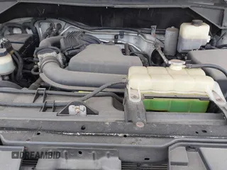 2017 Nissan NV Cargo SV z VIN 1N6BF0LY1HN803470, wystawiony jako IAAI lot #41729980 z przebiegiem 93 919 mil mil oraz . Historia ofert i sprzedaży dostępna na DreamBid. Obrazek 10.