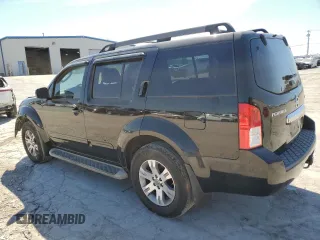 2009 Nissan Pathfinder LE with VIN 5N1AR18U69C613805, listed as a Copart auction lot 69878404 with 172,052 mi miles and Salvage Title. Bid and sale history available at carsss.com. Image 2.