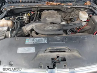 2003 Chevrolet Tahoe LT with VIN 1GNEC13Z83R264751, listed as a IAAI auction lot 41898933 with 300,977 mi miles. Bid and sale history available at carsss.com. Image 10.