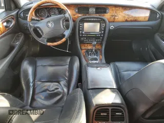 2006 Jaguar XJ with VIN SAJWA73C26TH03133, listed as a Copart auction lot 81796674 with 128,006 mi miles and Non repairable. Bid and sale history available at DreamBid. Image 8.
