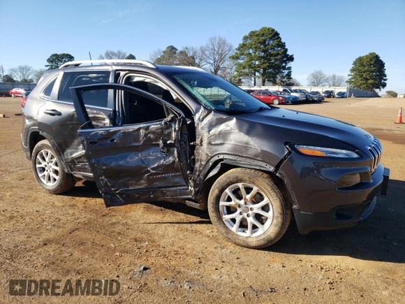 2016 Jeep Cherokee Latitude with VIN 1C4PJMCB2GW368882, listed as a Copart auction lot 46753845 with 78,408 mi miles and Salvage Title. Bid and sale history available at carsss.com. Image 4.