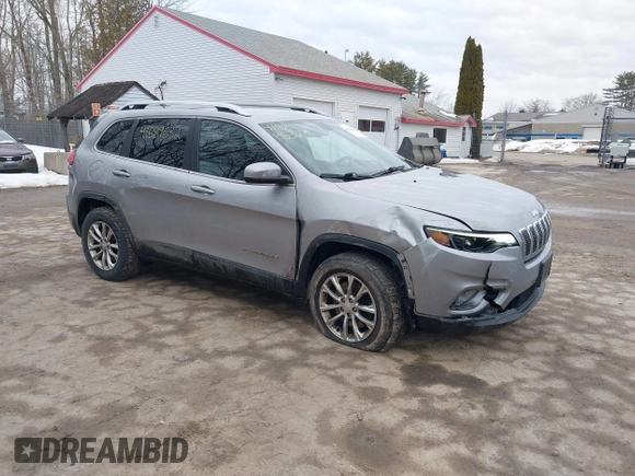 2019 Jeep Cherokee Latitude with VIN 1C4PJMCB9KD214299, listed as a IAAI auction lot 41689632 with 151,786 mi miles. Bid and sale history available at carsss.com. Image 1.
