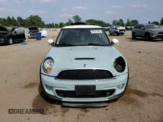 2013 MINI Hardtop S with VIN WMWSV3C52DT396033, listed as a Copart auction lot 61041585 with 83,873 mi miles and Salvage title. Bid and sale history available at DreamBid. Image 13.