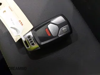 2023 Audi A4 S line Premium Plus с VIN WAUEAAF48PN008070, выставлен на аукционе IAAI как лот 42195055 с пробегом 19 911 миль миль и . История ставок и продаж доступна на DreamBid. Изображение 11.