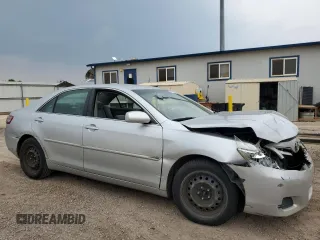 2010 Toyota Camry z VIN 4T1BF3EK0AU091358, wystawiony jako Copart lot #52010925 z przebiegiem 211 929 mil mil oraz Szkoda całkowita • Salvage title. Historia ofert i sprzedaży dostępna na DreamBid. Obrazek 4.