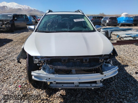 2024 Subaru Outback Touring with VIN 4S4BTAPCXR3257650, listed as a Copart auction lot 50429545 with 9,577 mi miles and Salvage title. Bid and sale history available at DreamBid. Image 5.
