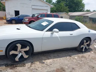 2012 Dodge Challenger SXT Plus z VIN 2C3CDYAG3CH168263, wystawiony jako IAAI lot #42283885 z przebiegiem 200 052 mil mil oraz . Historia ofert i sprzedaży dostępna na DreamBid. Obrazek 15.